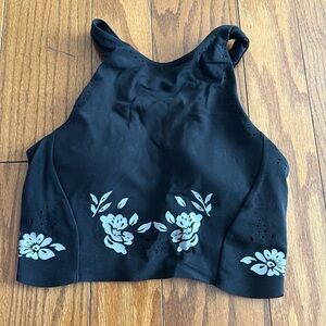 Athleta padded cropped tank